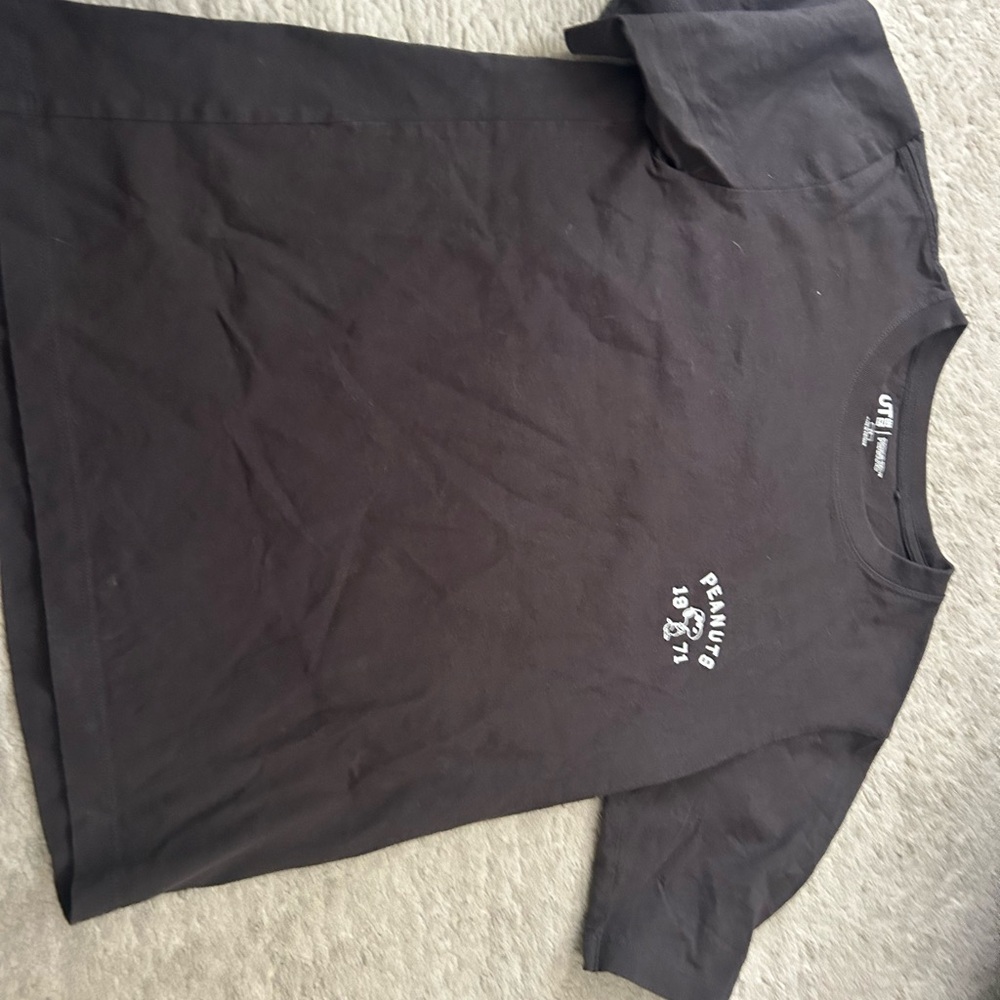 Kids UNIQLO x Peanuts shirt
